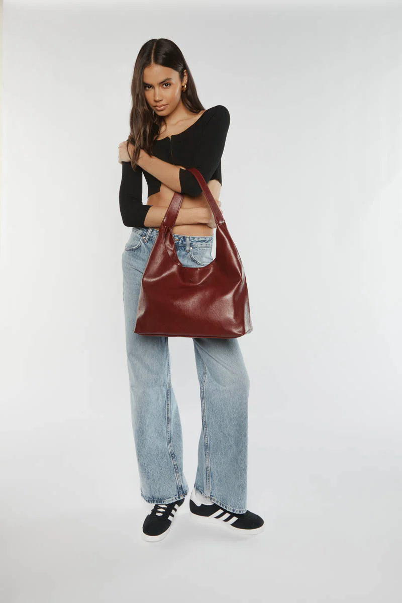 Jami Slouch Tote Bag