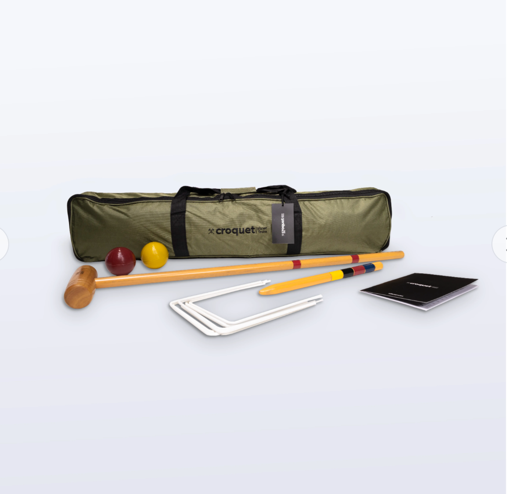 Shows the carry bag, the mallets , the balls and the goals