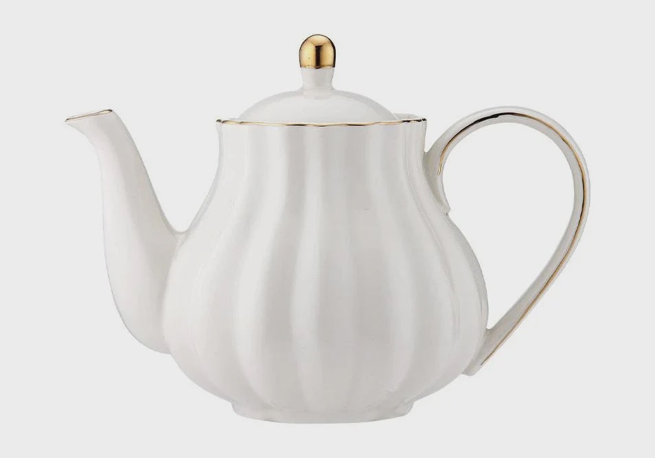 Parisienne Pearl White Teapot