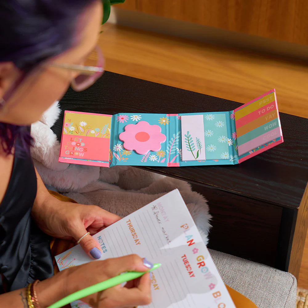 Sticky Note Set - Bloom with Every Word