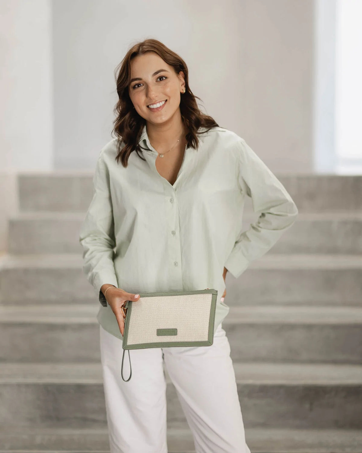 Olina Natural Textured Clutch
