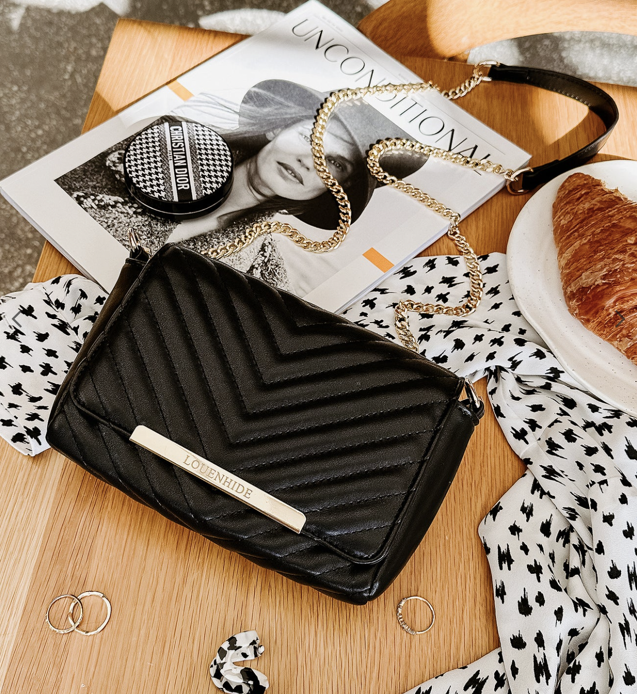 Quilted chevron sales crossbody bag