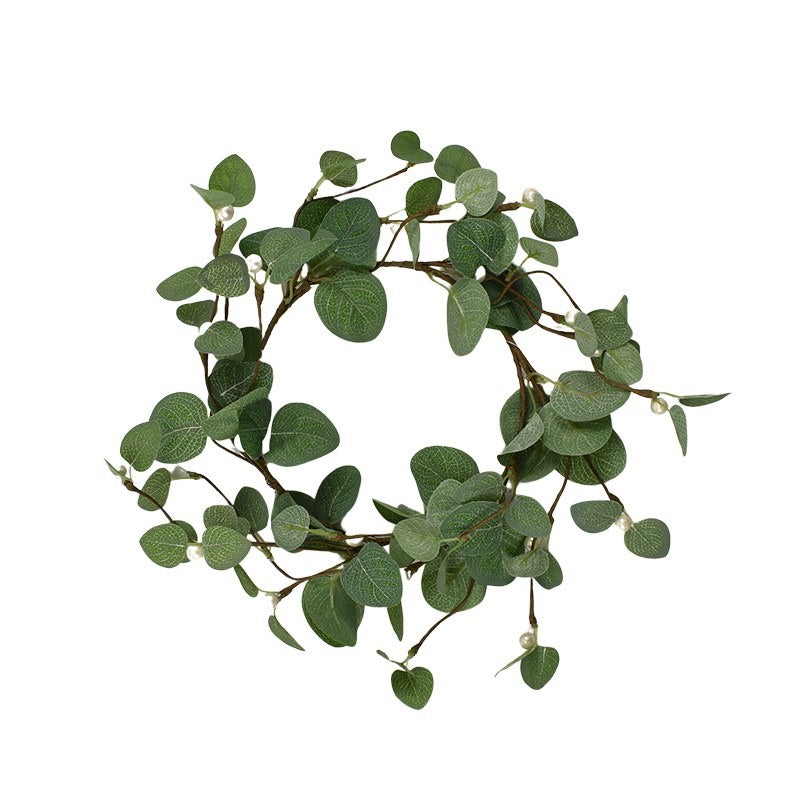 30cm White Berry Wreath W/Leaves